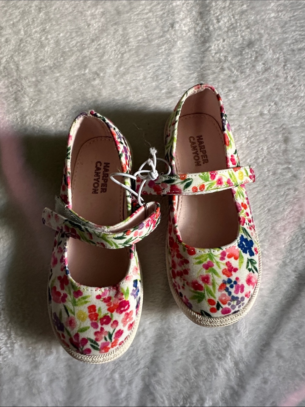 Harper Canyon Girls Floral Mary Jane Shoes - White with Pink, Red & Green